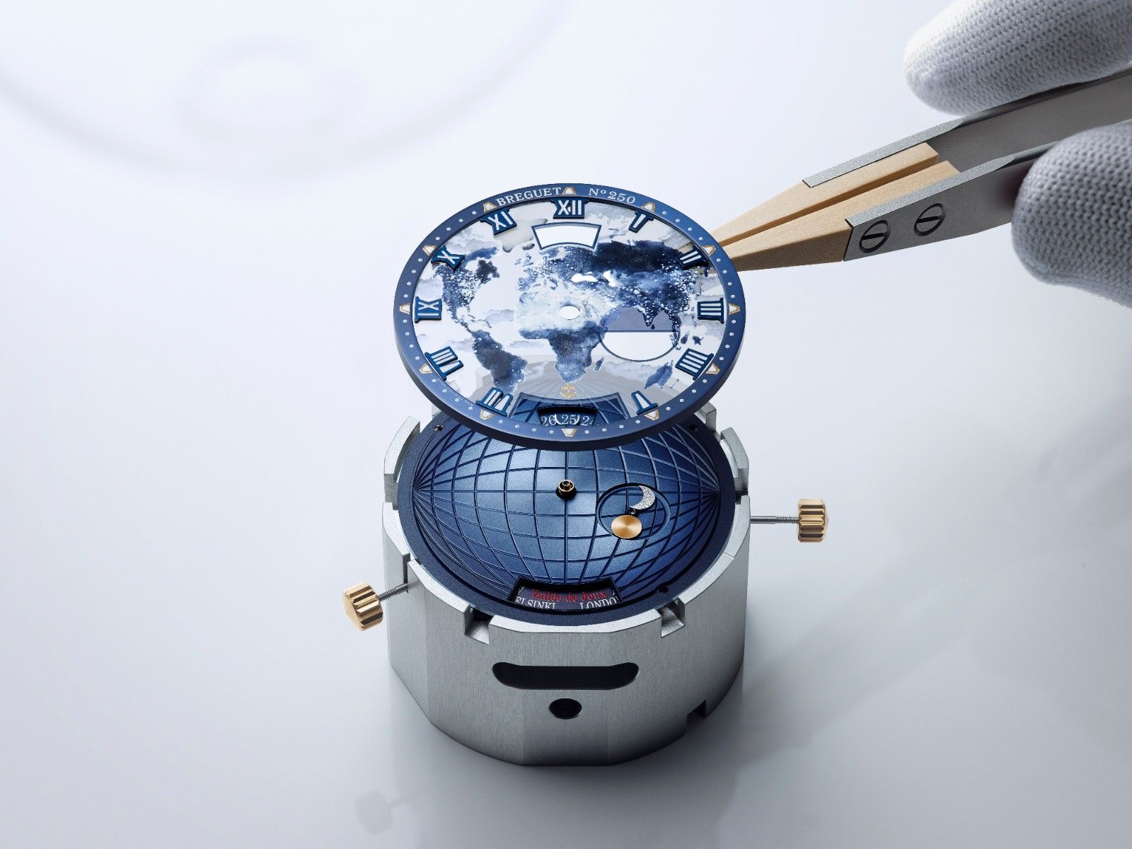 03.宝玑+Marine+航海系列+Hora+Mundi+5555+世界时腕表_“同心穹景”表盘.jpg