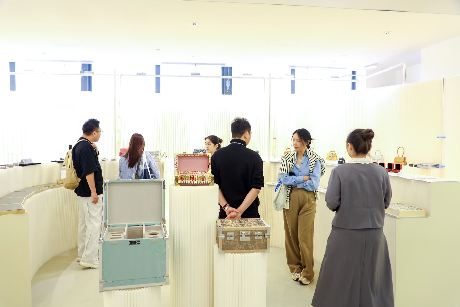 展会现场图1.JPG